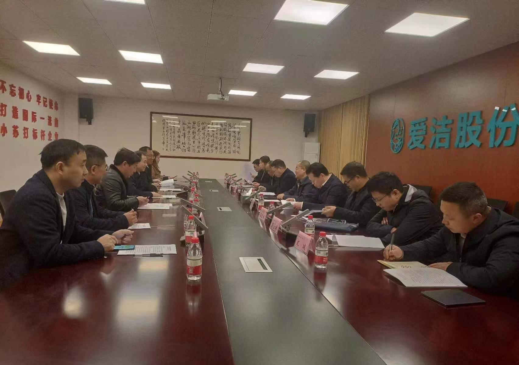 1682998915581287.jpg 1.jpg