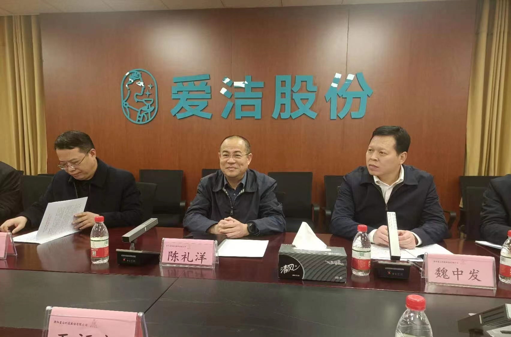 1682999555560367.jpg 3.jpg